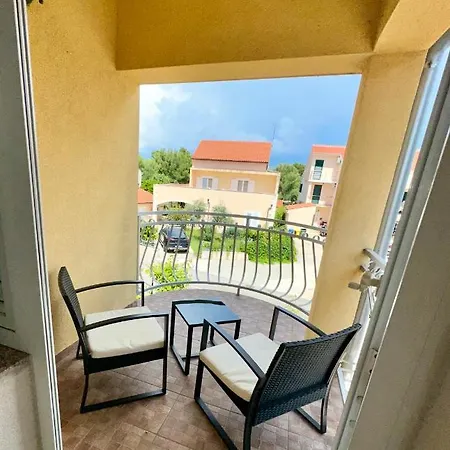 Apartment Isabel Brodarica (Sibenik-Knin)